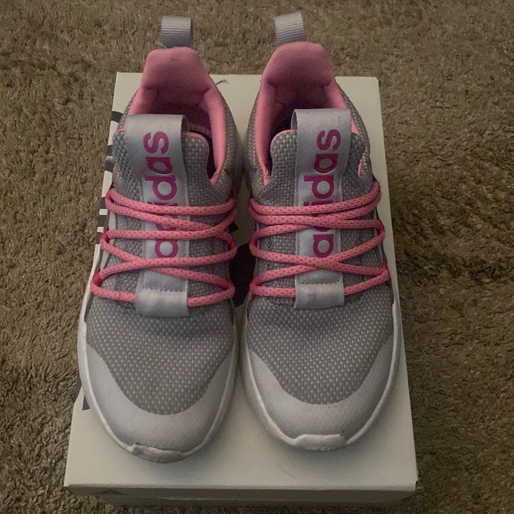 Girls US size 2 , adidas slip on sneakers